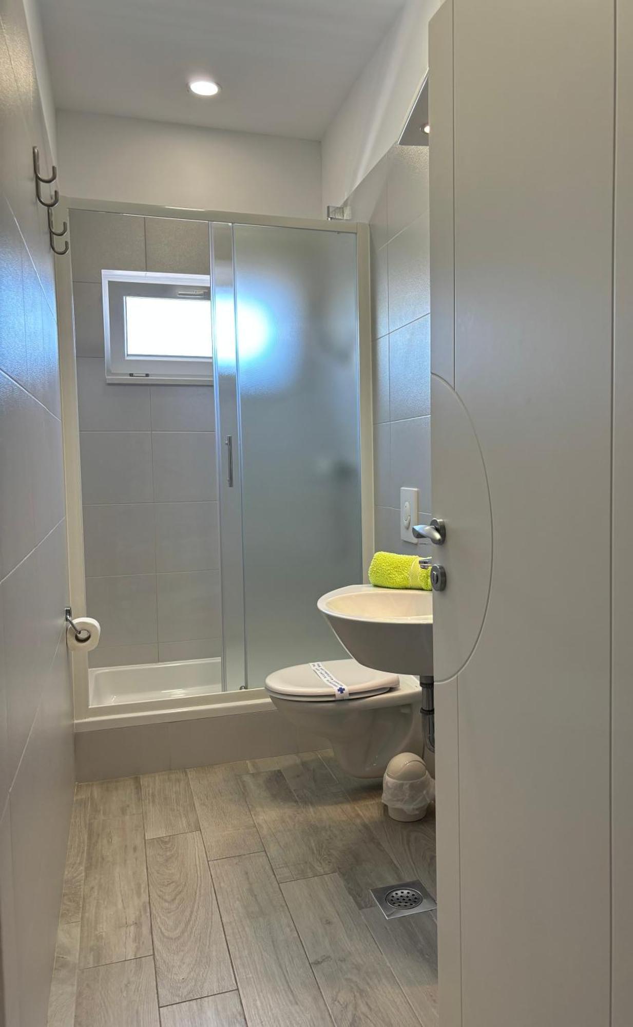 Apartmani Adria 2 Baška Voda Exterior foto