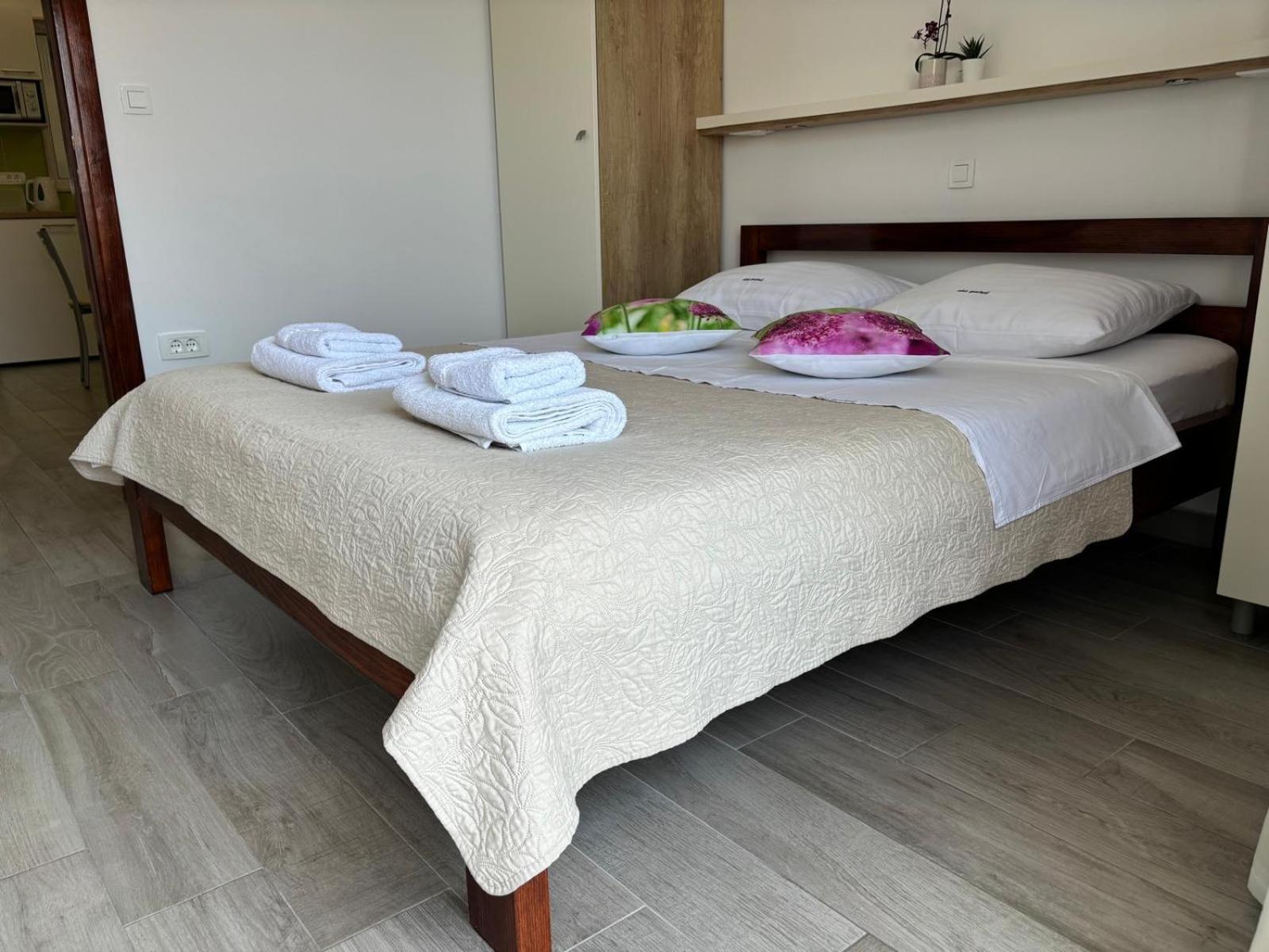 Apartmani Adria 2 Baška Voda Exterior foto