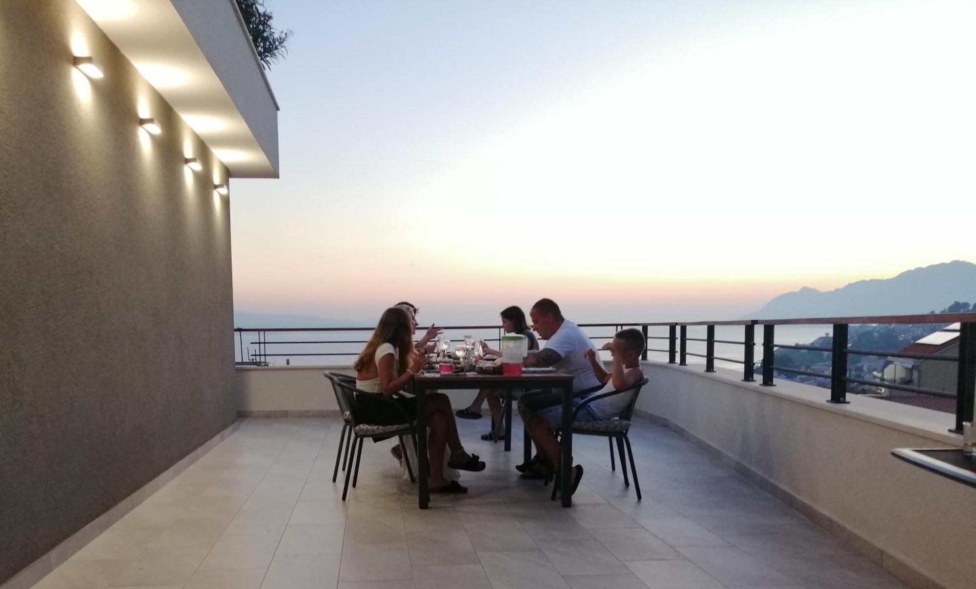 Apartmani Adria 2 Baška Voda Exterior foto